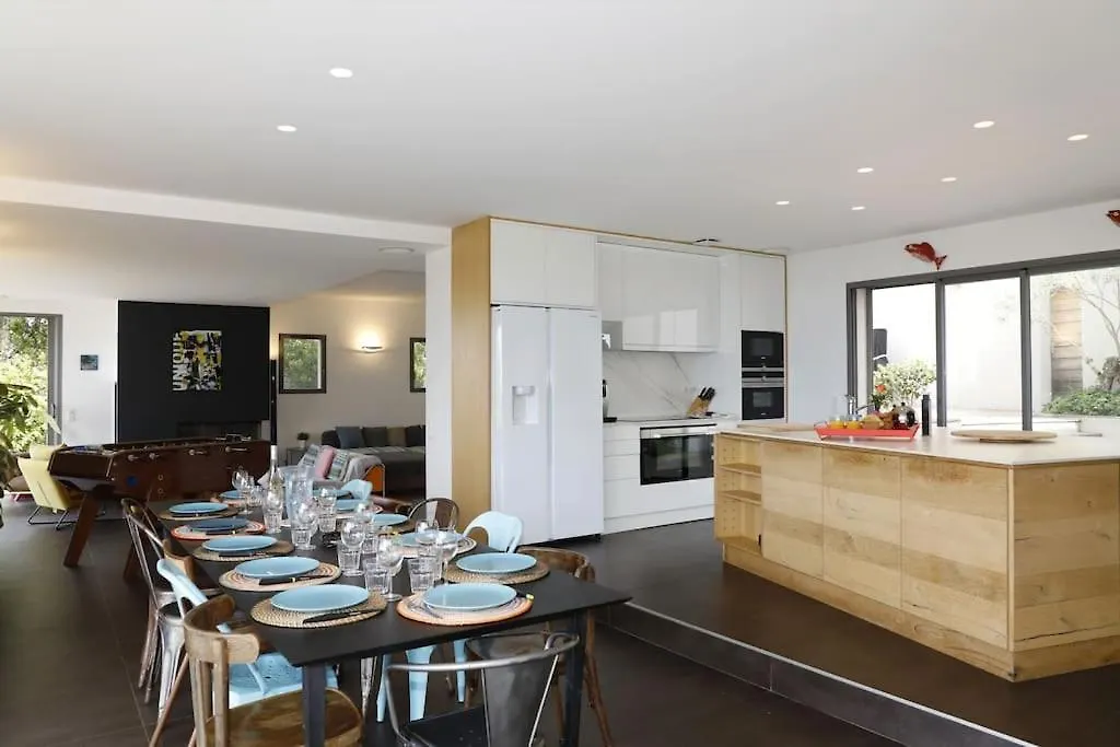 Villa Cybele Rayol-Canadel-sur-Mer 0*,  France